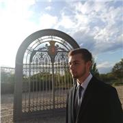 Alumno de Historia de excelencia y con varias matrículas de honor. Puedo dar clases a todo tipo de personas.